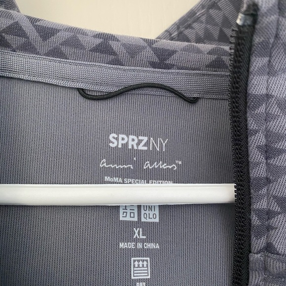 UNIQLO STRETCH DRY SWEAT FULL-ZIP HOODIE - Picture 3 of 3